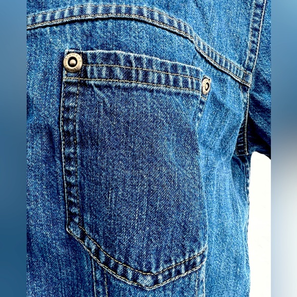 Liz Claiborne Lizwear Women's light Blue Button Front Denim Jean Jacket Petite M - Picture 8 of 10